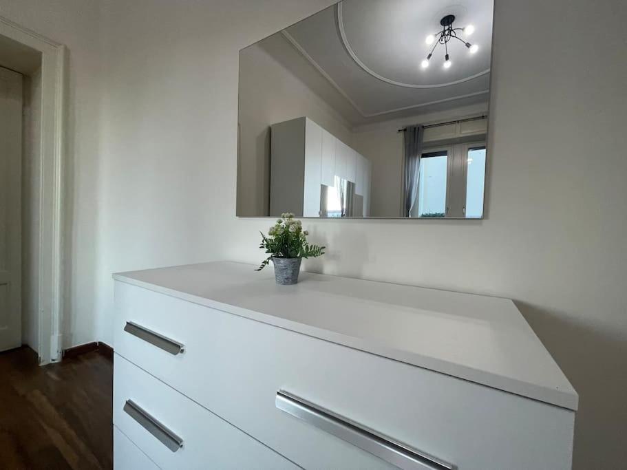 Bg Central President Suite Con Parcheggio - Vista Citta Alta Bergame Extérieur photo